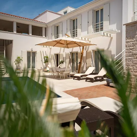 Luxury With Heated Pool Tar-Vabriga